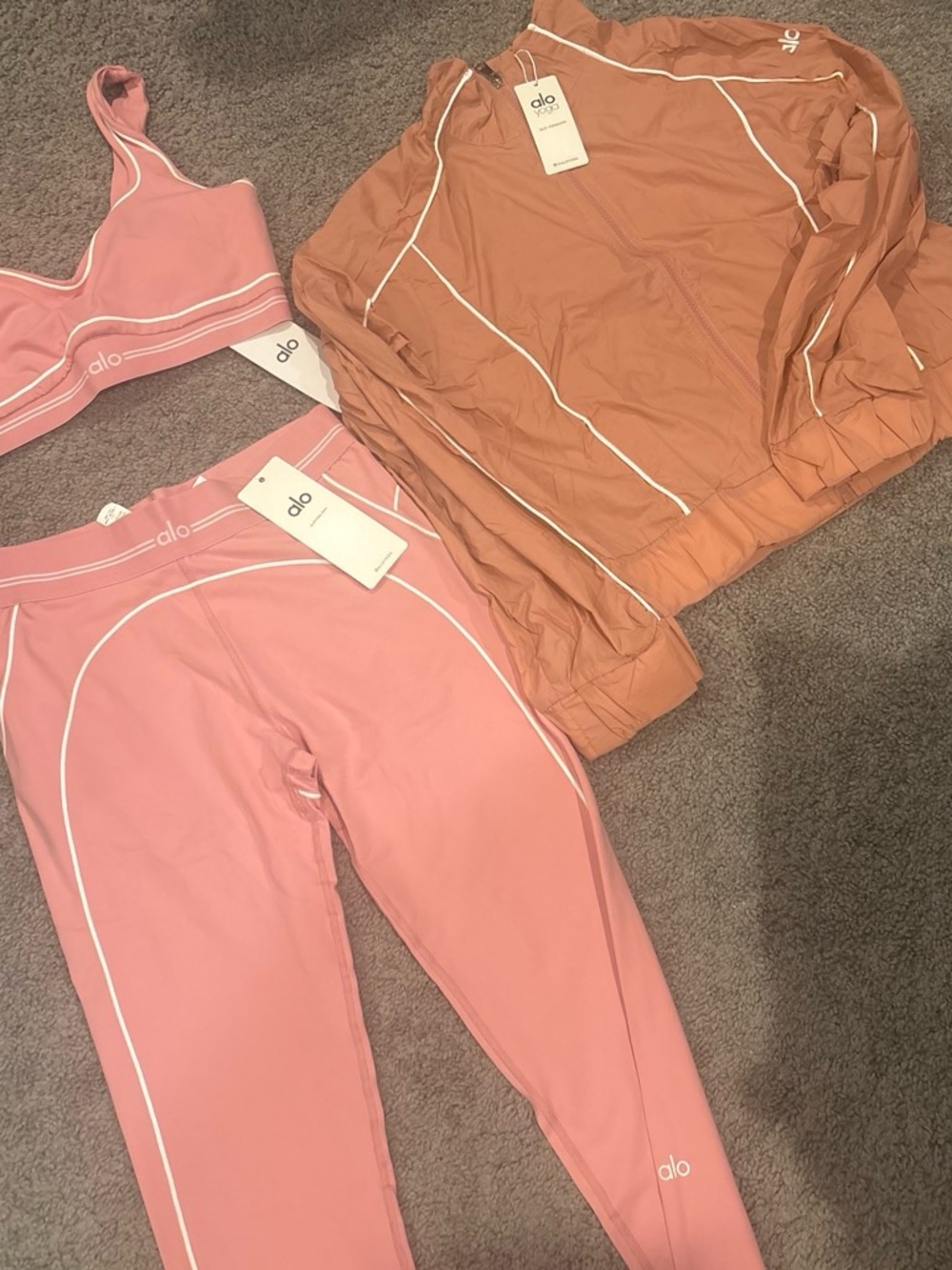 Alo 3 piece outfit